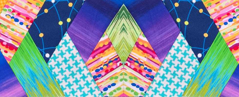 Rainbow hexagon braid block